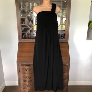 Enfocus Studio Black One-Shoulder Maxi Dress